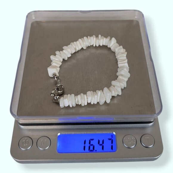 (2/$20) V. White Shell Beaded Bracelet - Picture 4 of 4